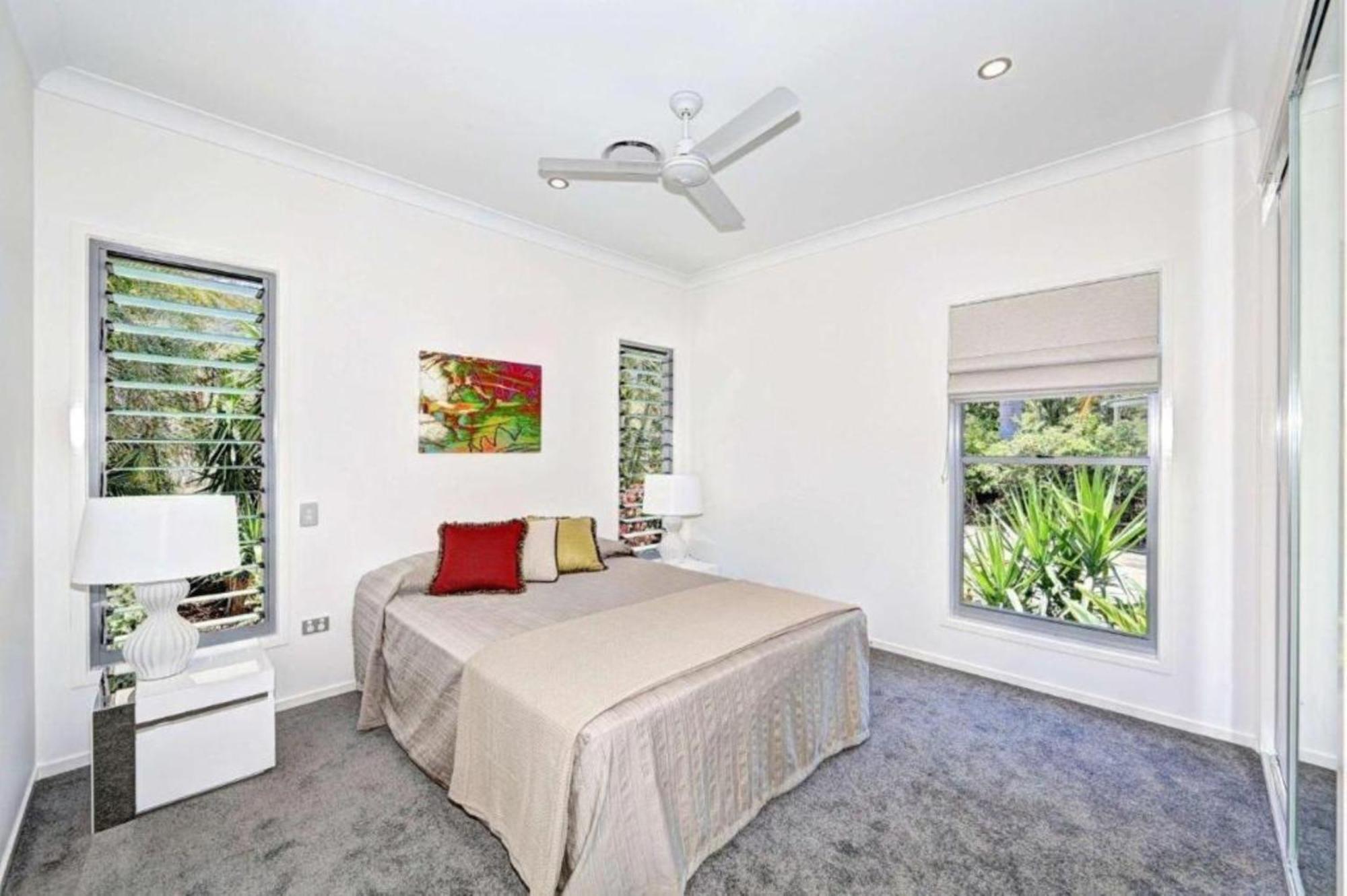 Woodgate Beach Houses Bagian luar foto