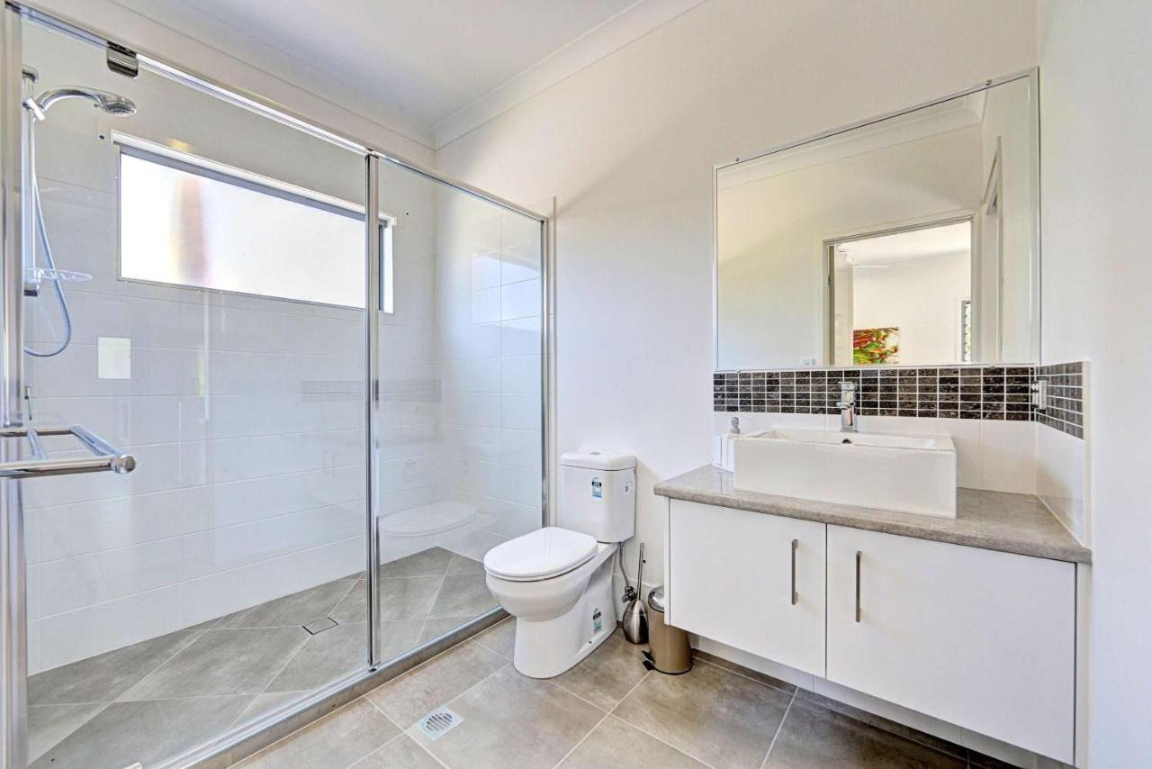 Woodgate Beach Houses Bagian luar foto